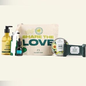 THE BODY SHOP POUCH FILLED WITH FULL SIZE PRODUCTS